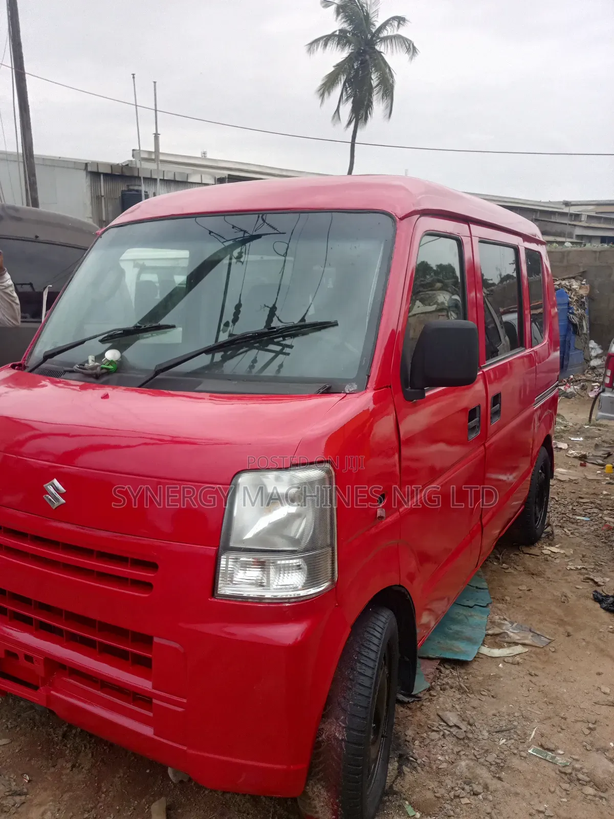 Suzuki Every 2022 Red