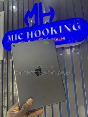Apple iPad 10.2 (2021) 64 GB Gray
