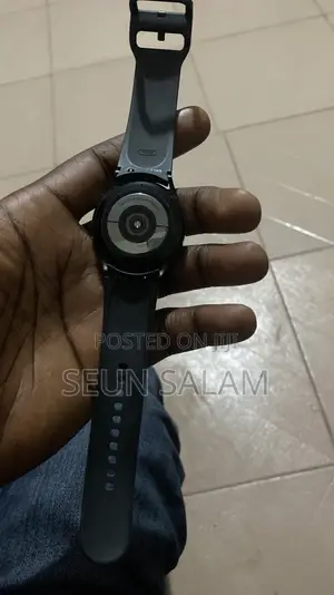 3 Months Old Samsung Watch 4