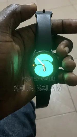 3 Months Old Samsung Watch 4