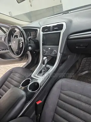 Ford Fusion SE 2013 Gray
