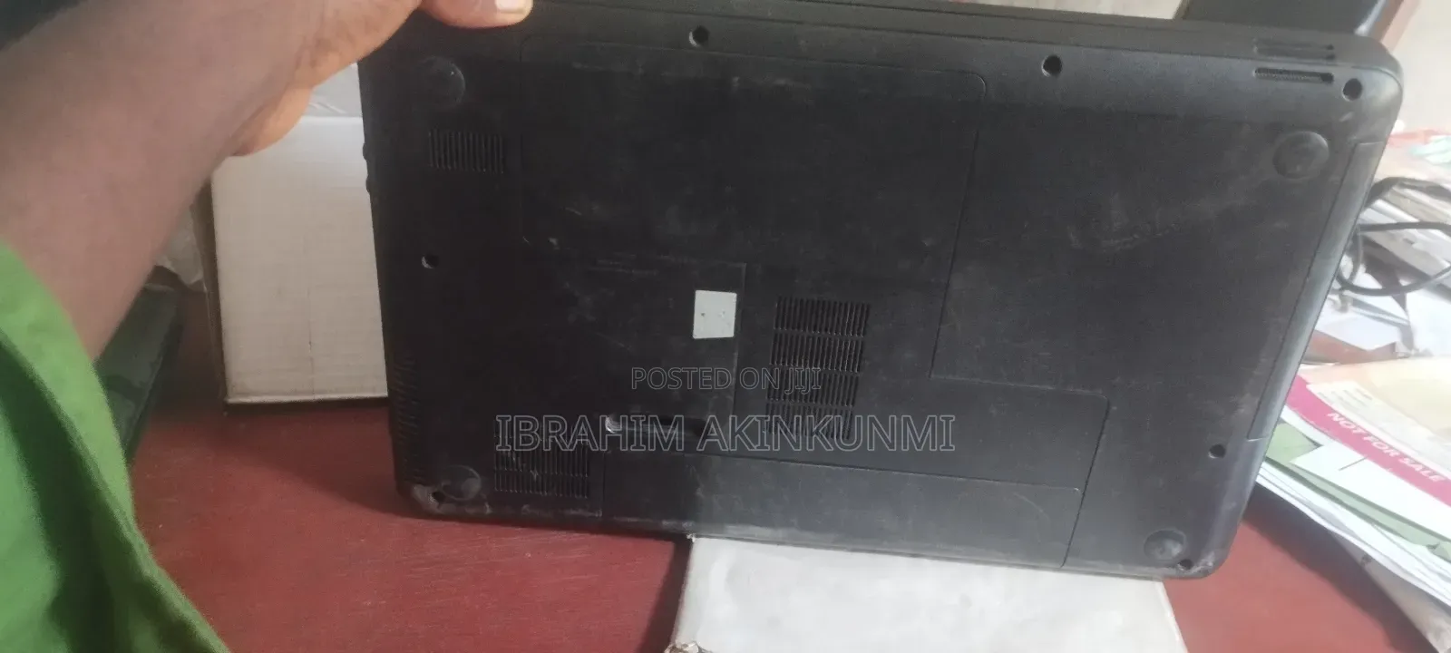Laptop HP 655 4GB HDD 256GB