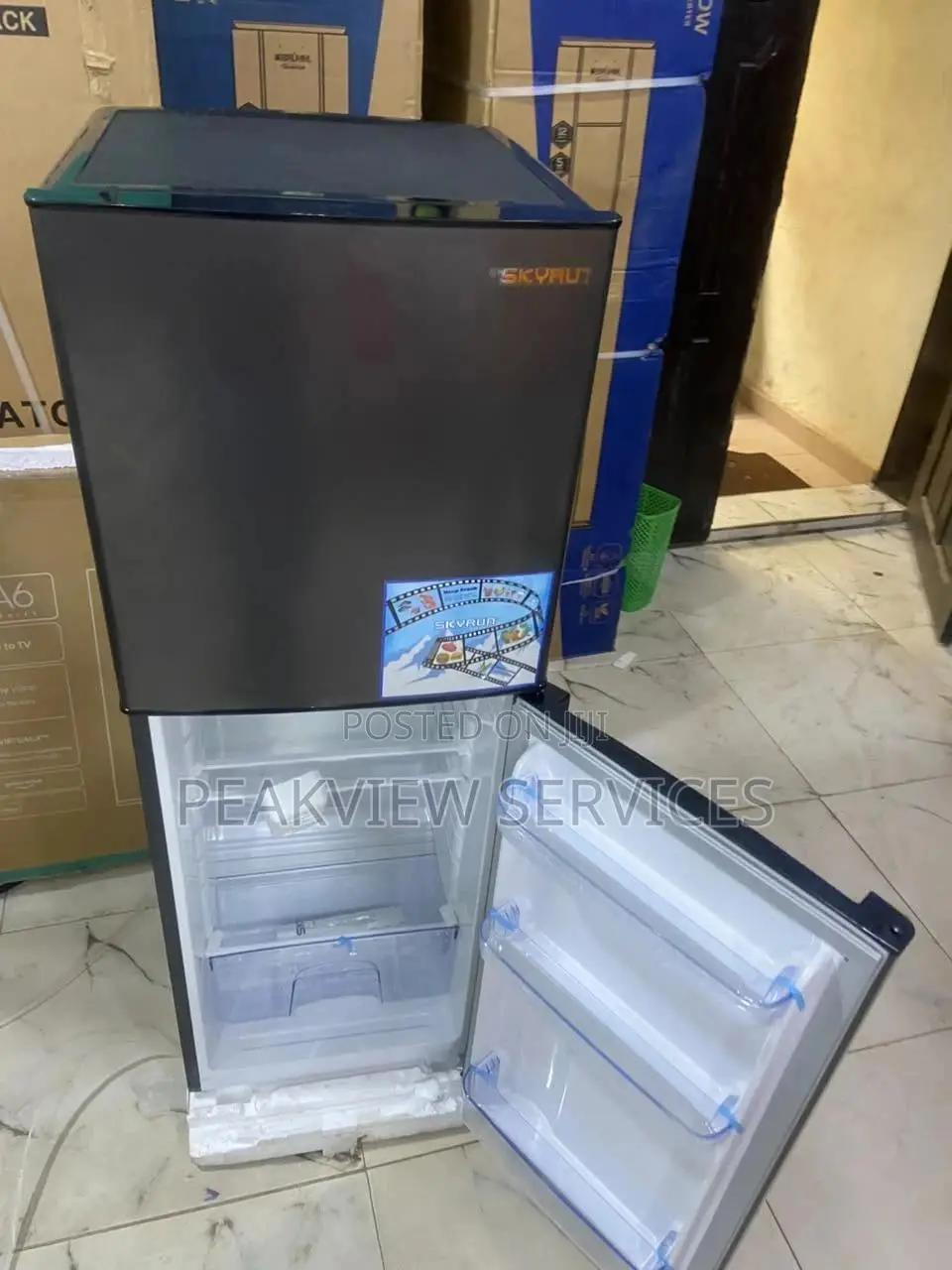Skyrun Large Capacity Refrigerator 145L