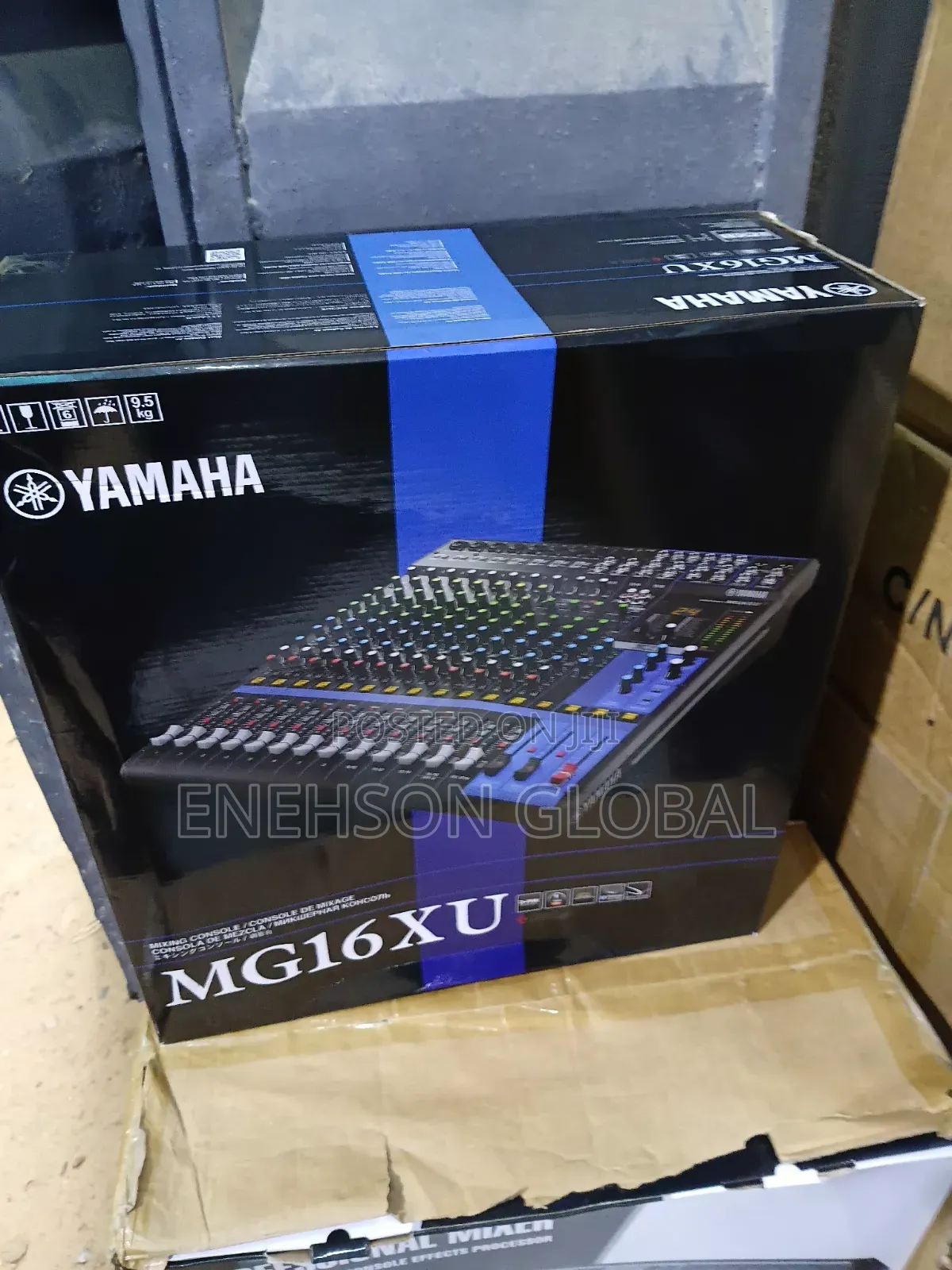 Mixer Console.