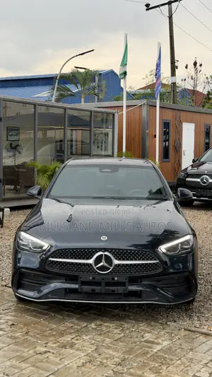Mercedes-Benz C-Class 2024
