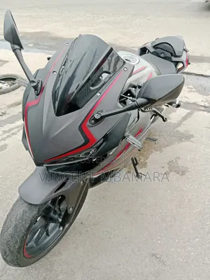 Honda CBR 2022 Beige