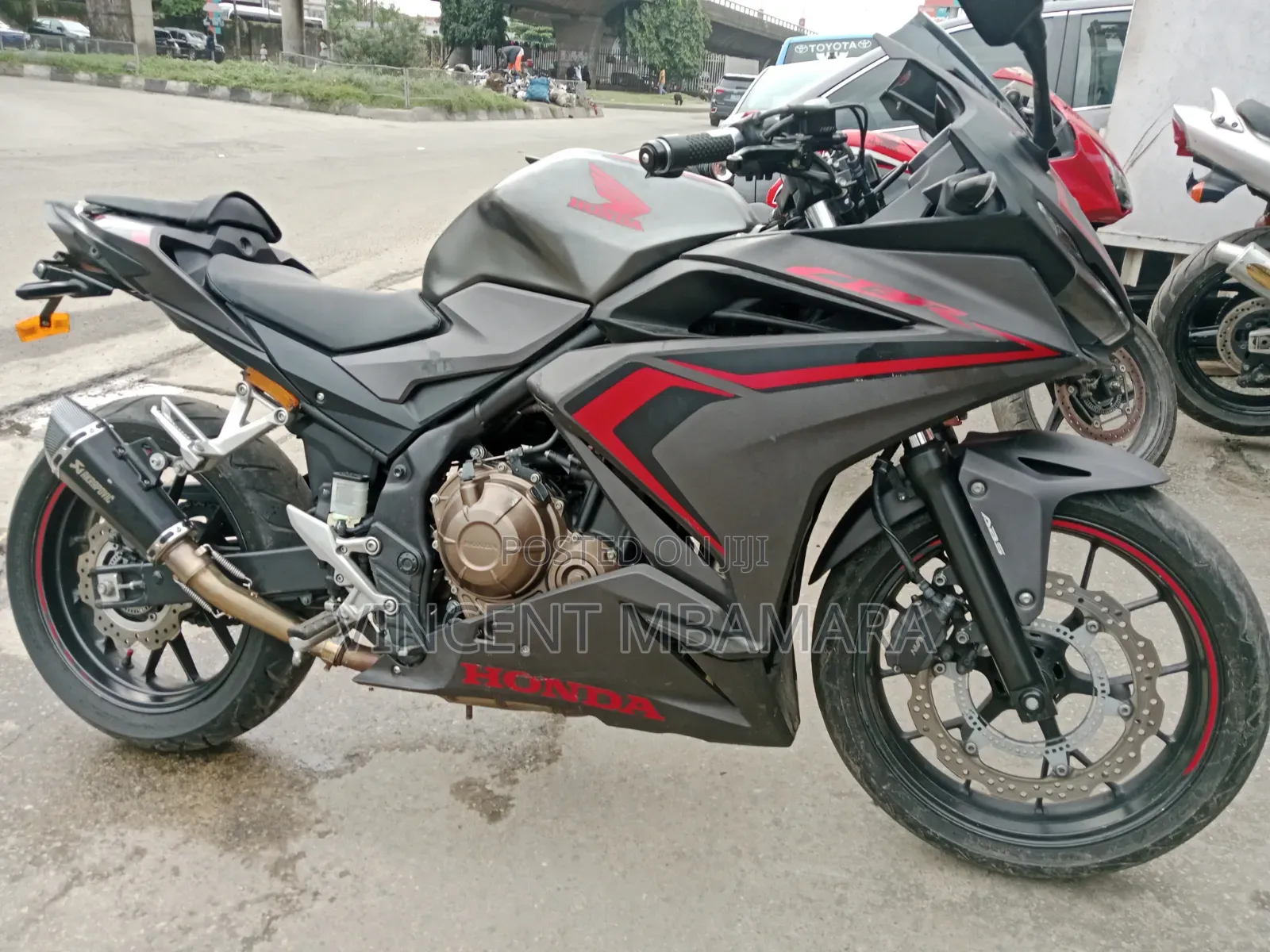 Honda CBR 2022 Beige