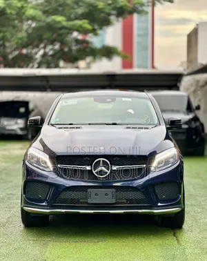 Mercedes-Benz GLE-Class 2017 Blue