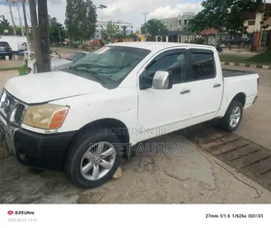 Nissan Titan 2009 White