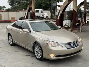 Lexus ES 350 2012 Gold