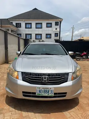 Honda Accord 2009 Silver