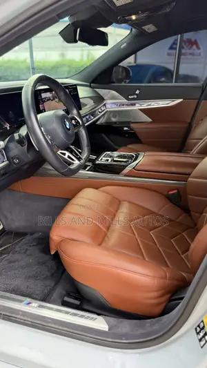 BMW 760 2024 Gray