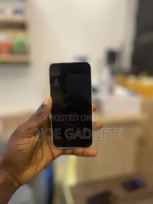 Apple iPhone 13 256 GB White