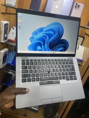 Laptop Dell Latitude 5410 16GB Intel Core i7 SSD 256GB