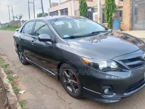 Toyota Corolla S 4dr Sedan (1.8L 4cyl 4A) 2012 Gray
