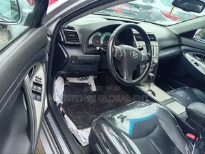 Toyota Camry 2010 Silver
