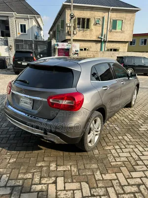 Mercedes-Benz GLA-Class 2015 Gray