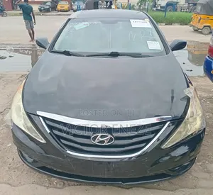 Hyundai Sonata 2012 Black