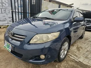 Toyota Corolla 2010 Blue