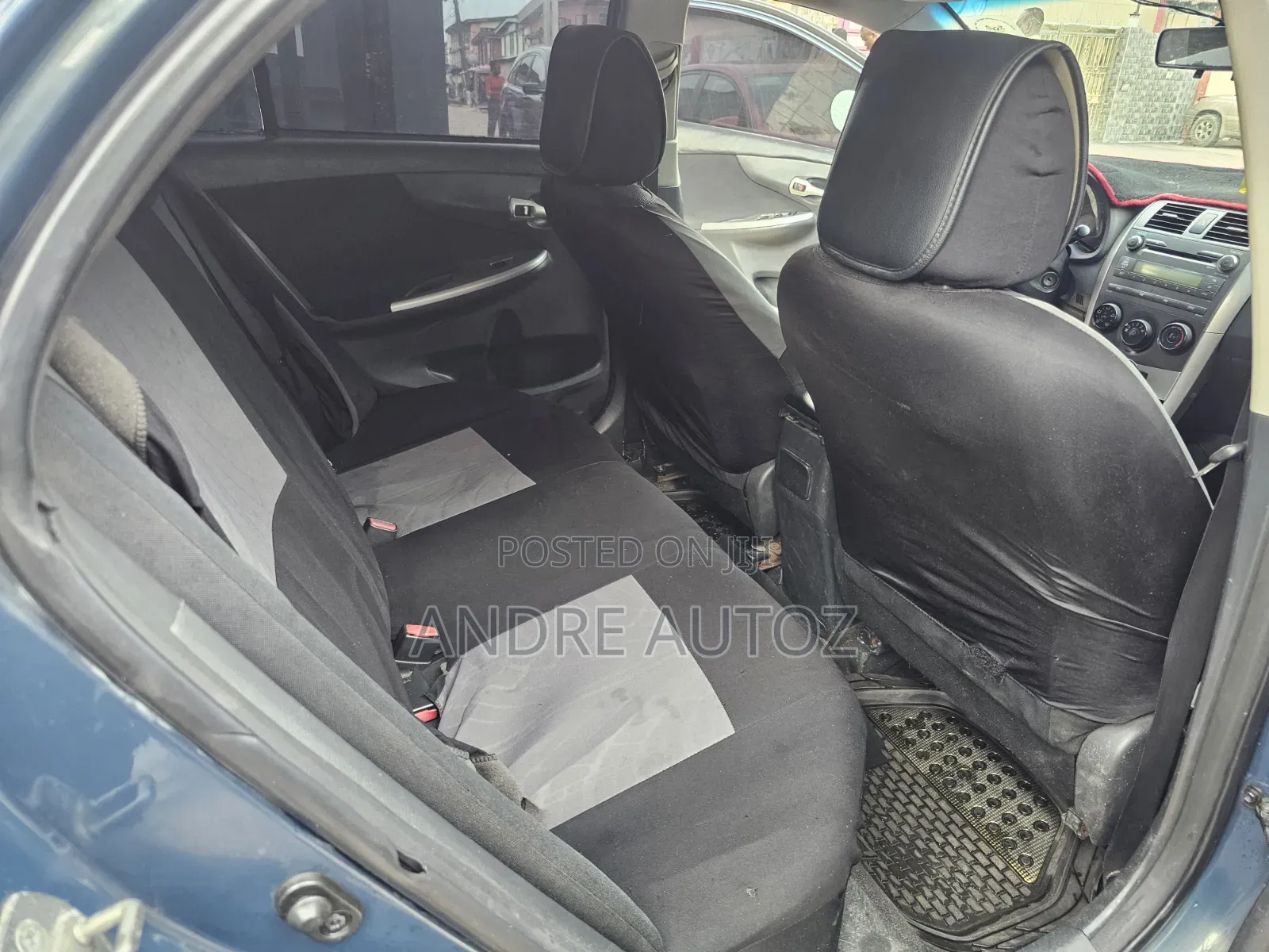 Toyota Corolla 2010 Blue
