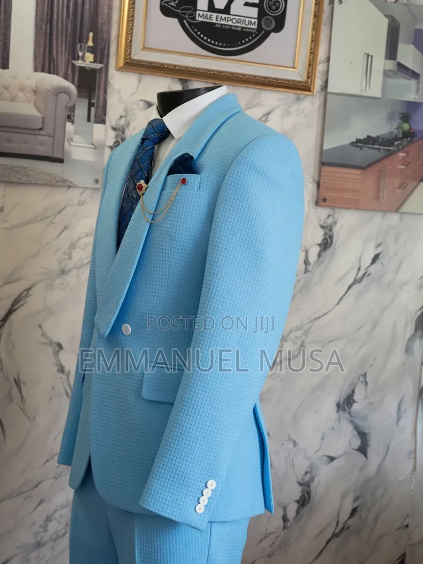 Cooperate Suit