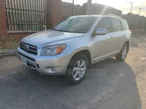 Toyota RAV4 2008 Silver