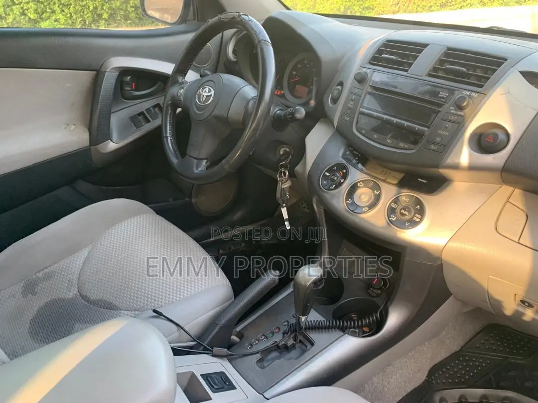 Toyota RAV4 2008 Silver