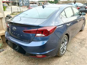Hyundai Elantra 2019 Blue