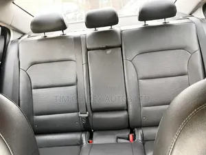 Hyundai Elantra Limited 2019 Blue