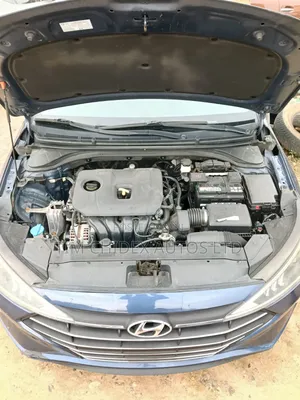 Hyundai Elantra Limited 2019 Blue