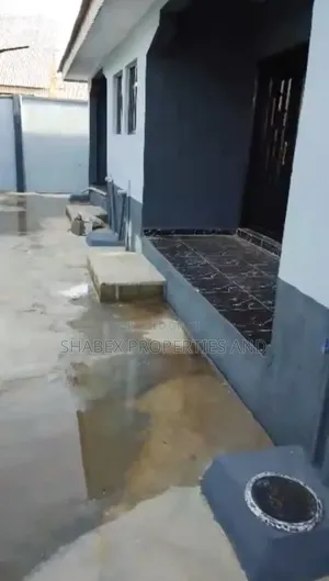 1bdrm Apartment in Epe for rent