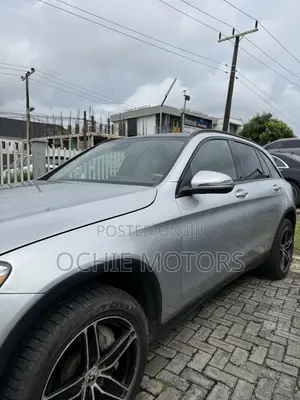 Mercedes-Benz GLC-Class 2017 Silver