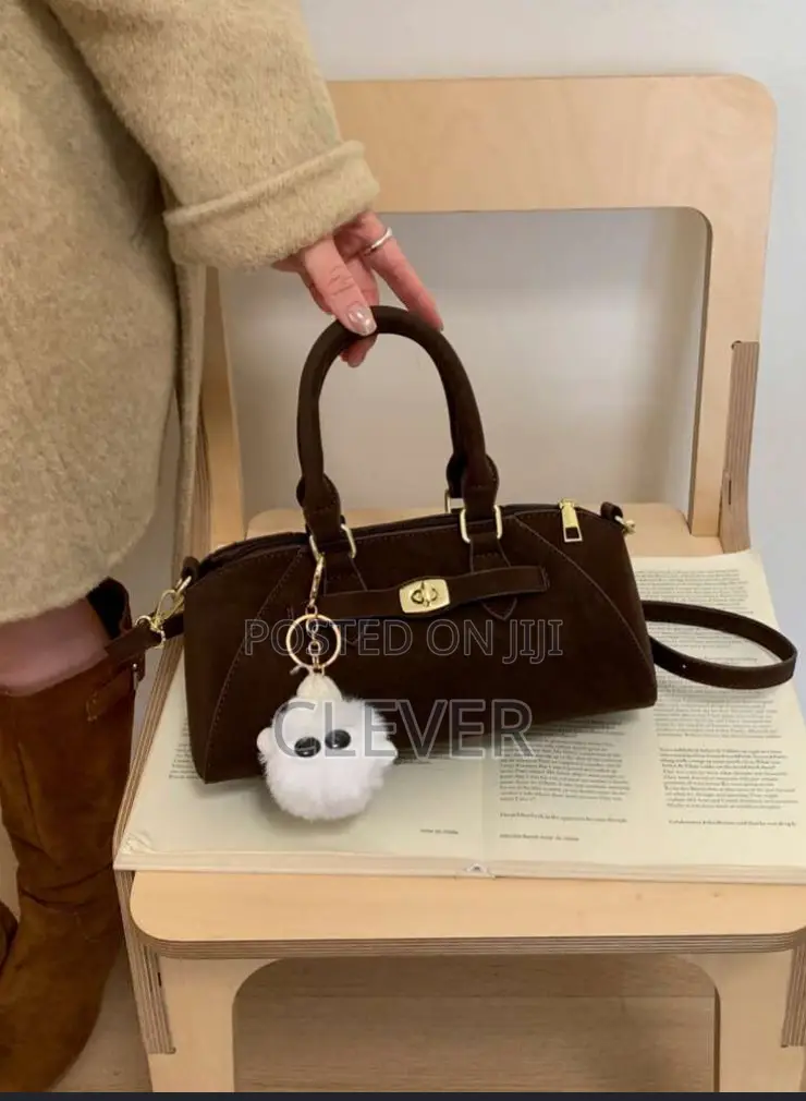 Elegant Female Hand/Cross Bag