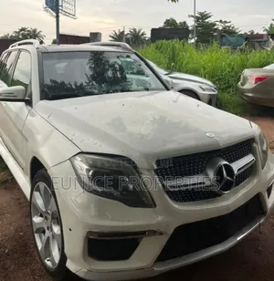 Mercedes-Benz GLK-Class 350 2010 White