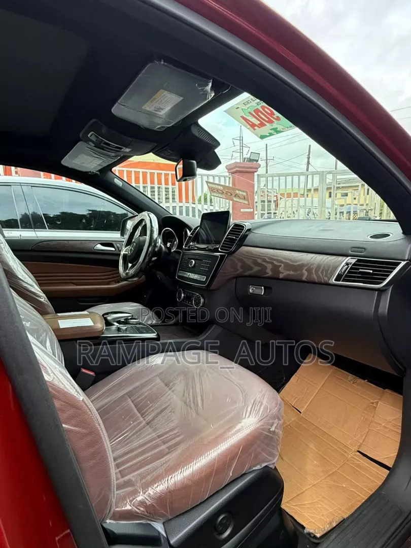 Mercedes-Benz GLE-Class 2017 Red