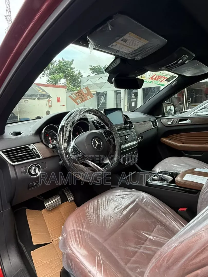 Mercedes-Benz GLE-Class 2017 Red