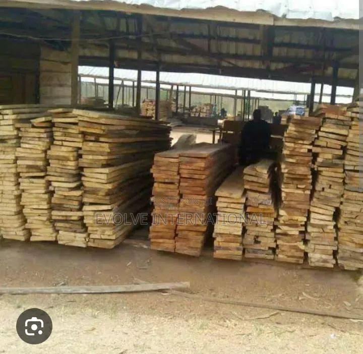 Valiant Building Roofing Woods