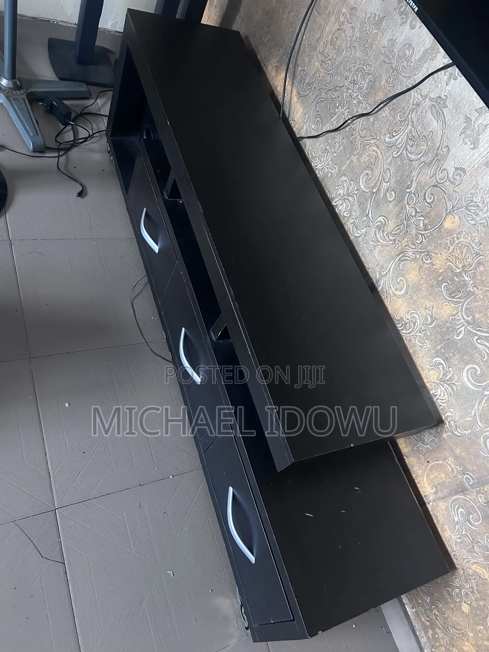 TV Stand/Console