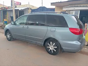 Toyota Sienna 2008 Blue