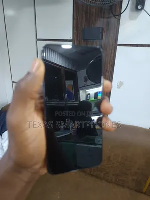 New Samsung Galaxy S22 5G 128 GB Black