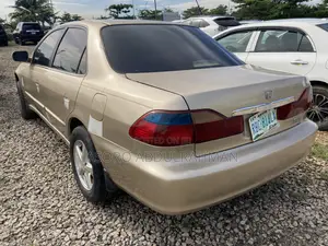 Honda Accord 2001 Beige