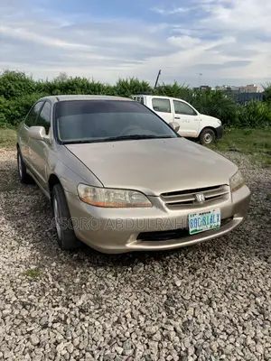 Honda Accord 2001 Beige