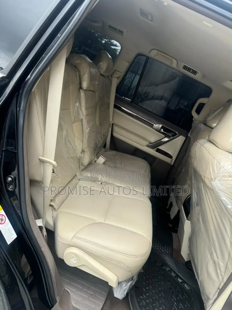 Lexus GX 460 2012 Black