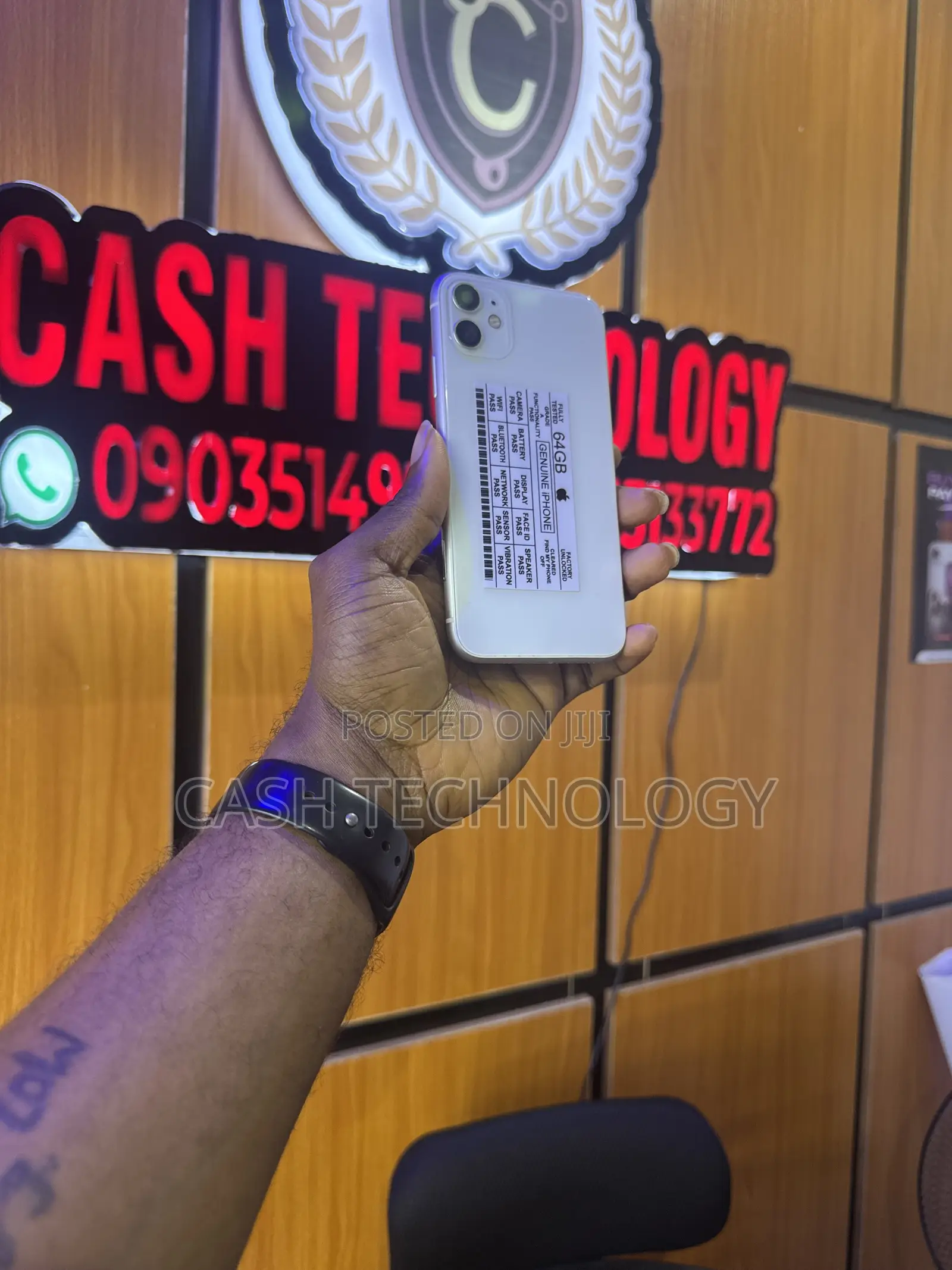 Apple iPhone 11 64 GB White