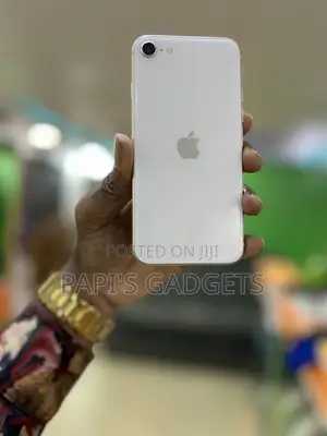 Apple iPhone SE (2022) 64 GB