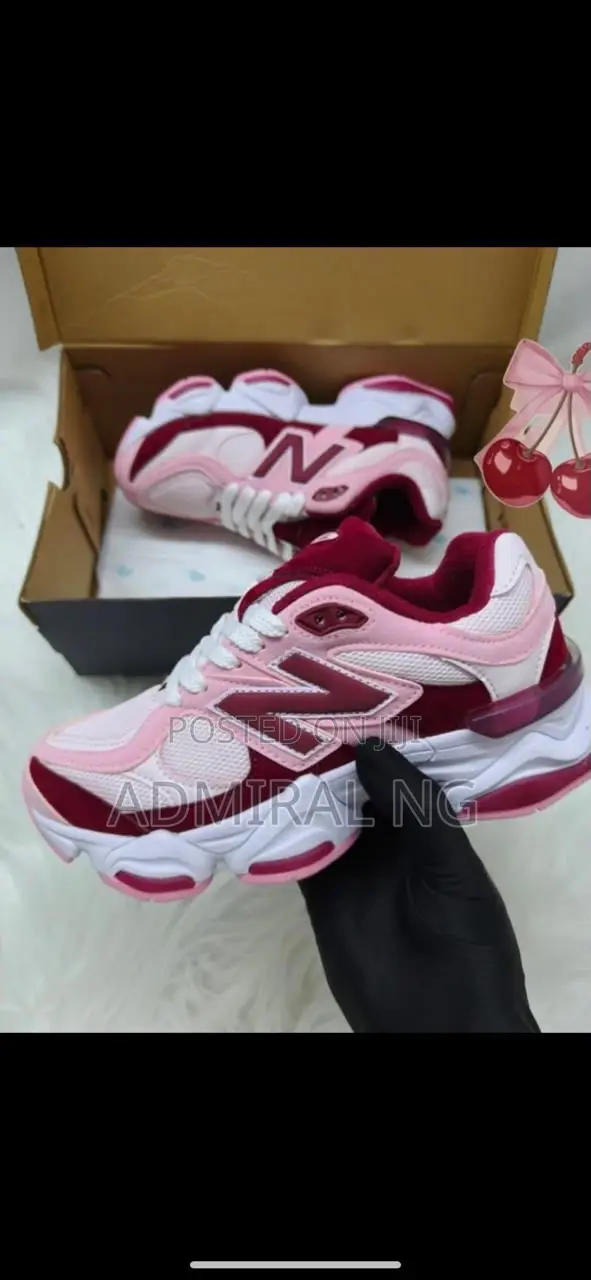 New Balance 9060