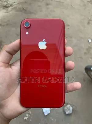 Apple iPhone XR 64 GB Red