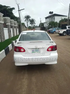 Toyota Corolla 2007 White