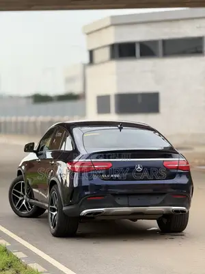Mercedes-Benz GLE-Class 2016 Blue