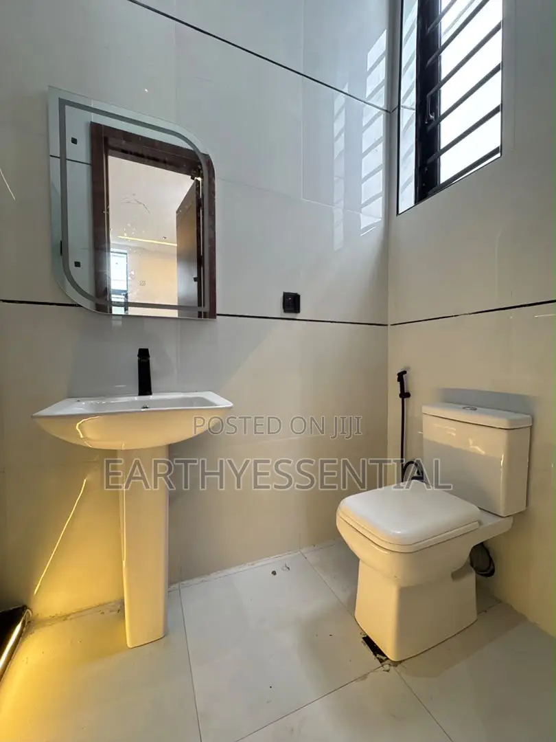 4 Bedroom Semi Detached Duplex